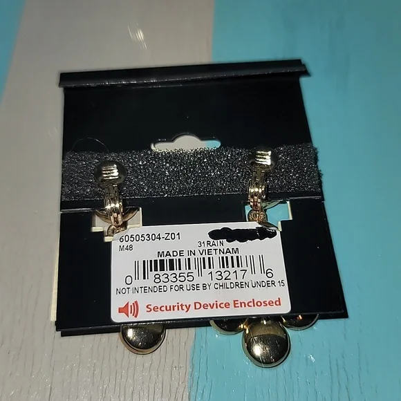 Napier EZ Comfort multicolor clip earrings. - Picture 2 of 6